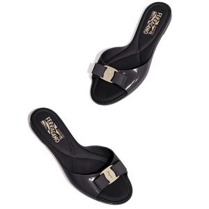 salvatore ferragamo cirella jelly slides